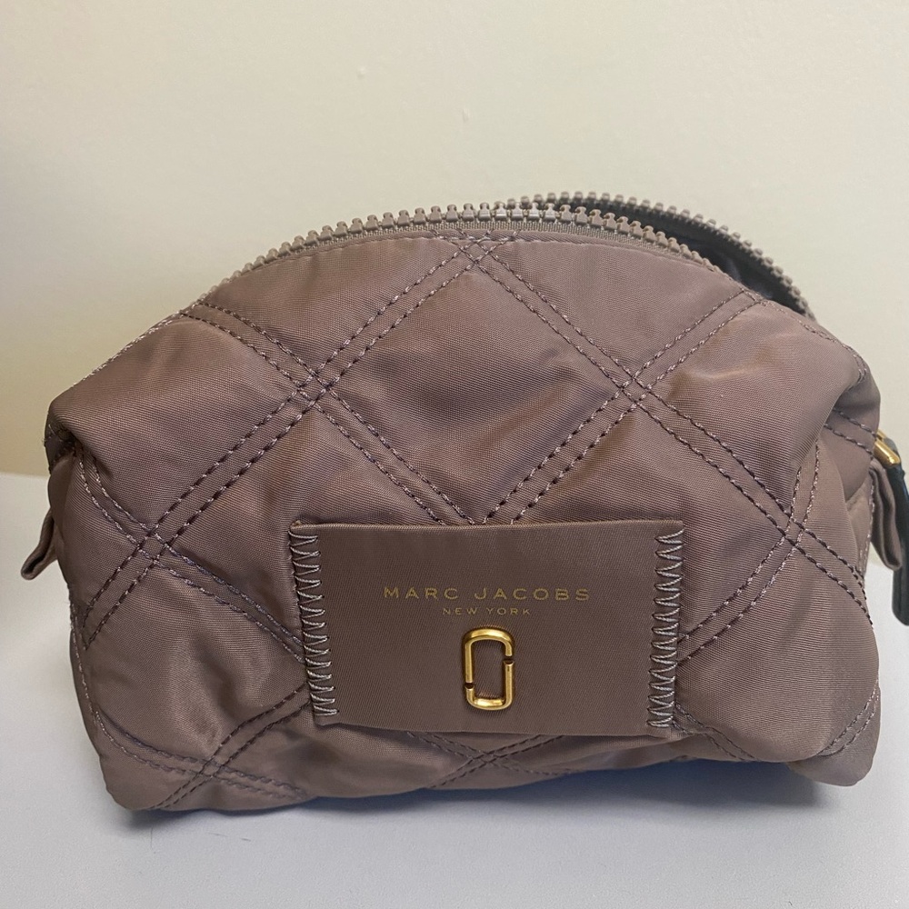 Marc Jacobs cosmetic case
